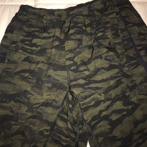 Mens Pacebreaker shorts